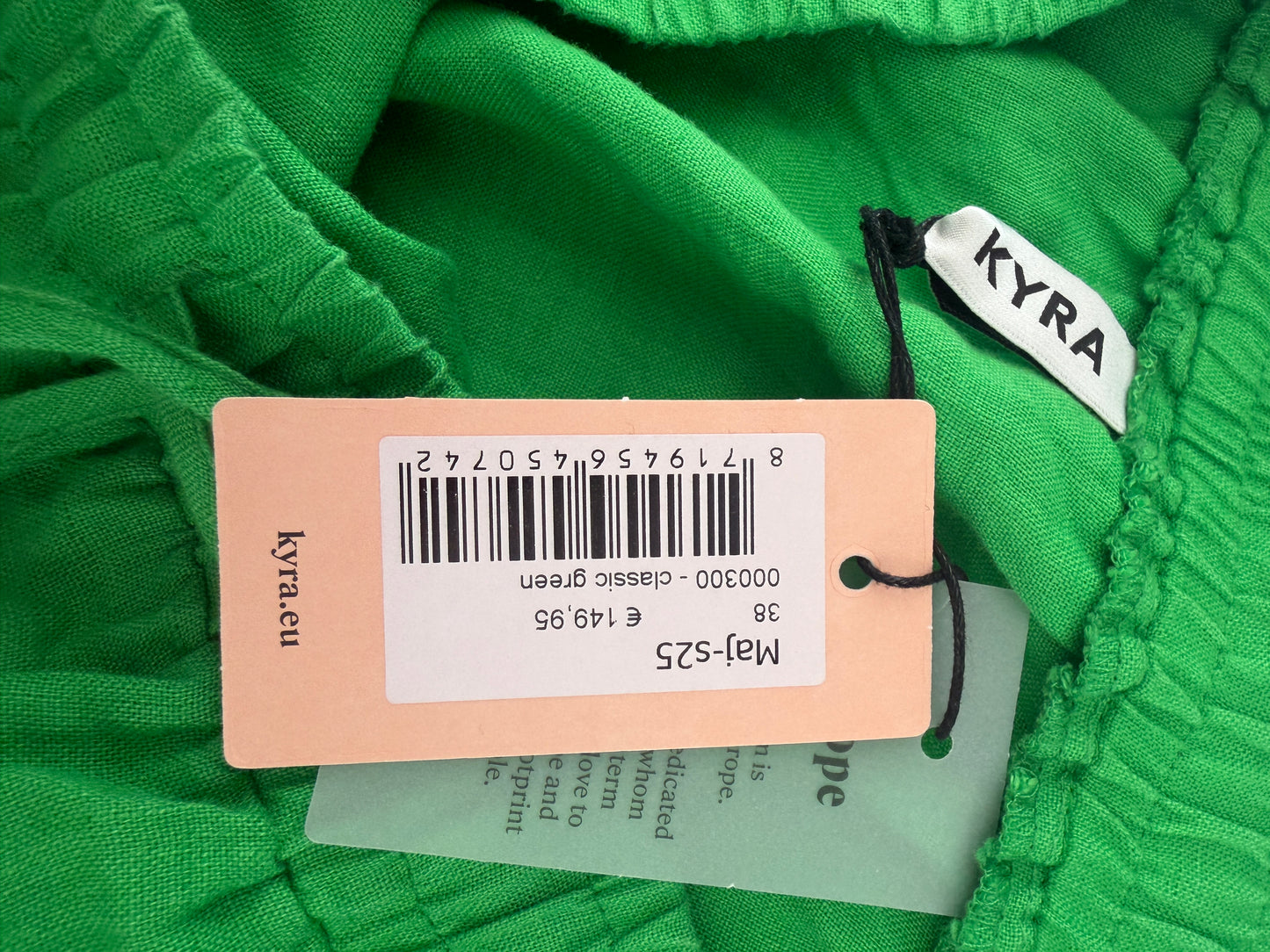 Kyra skirt NEW M