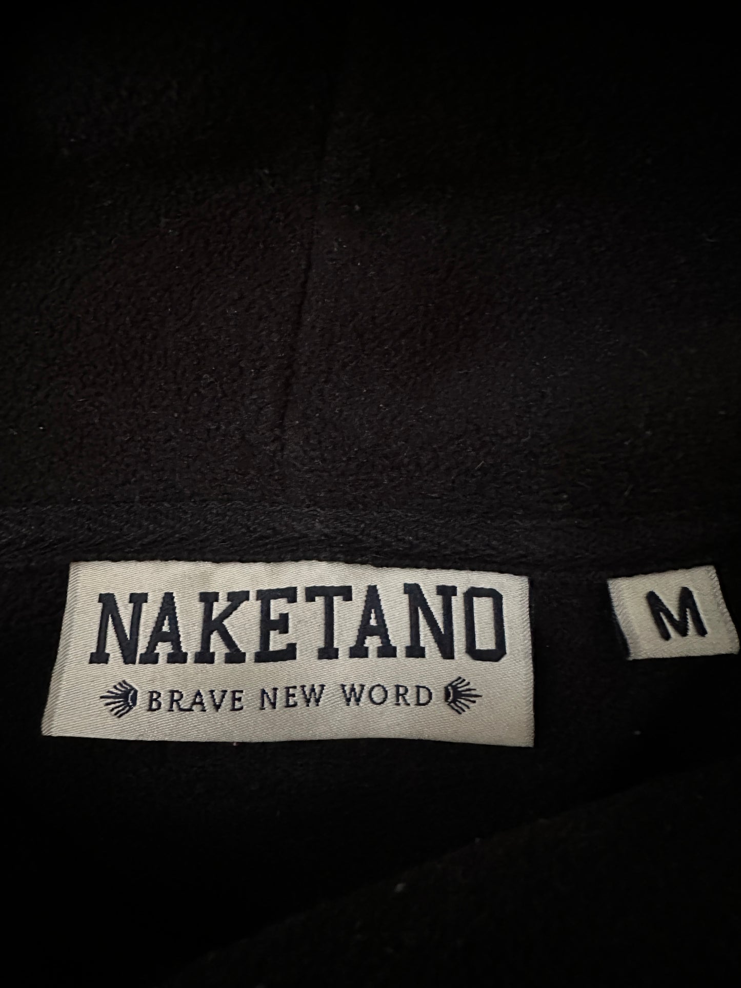 Naketano trui M