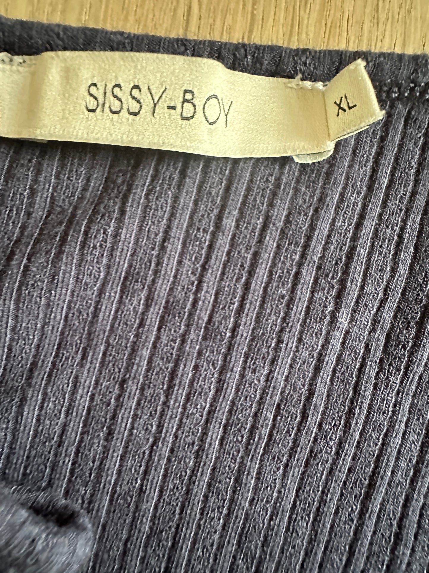 Sissy Boy shirt XL