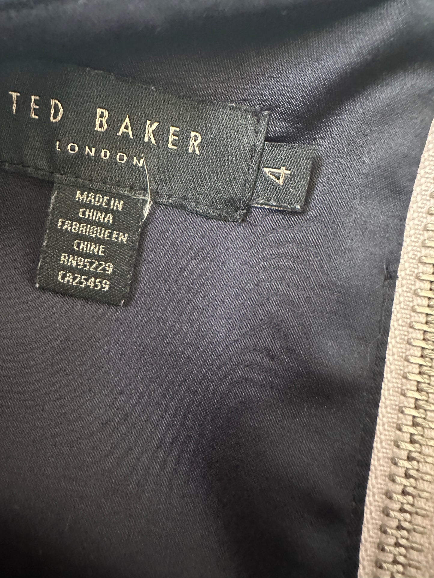 Ted Baker jurk S