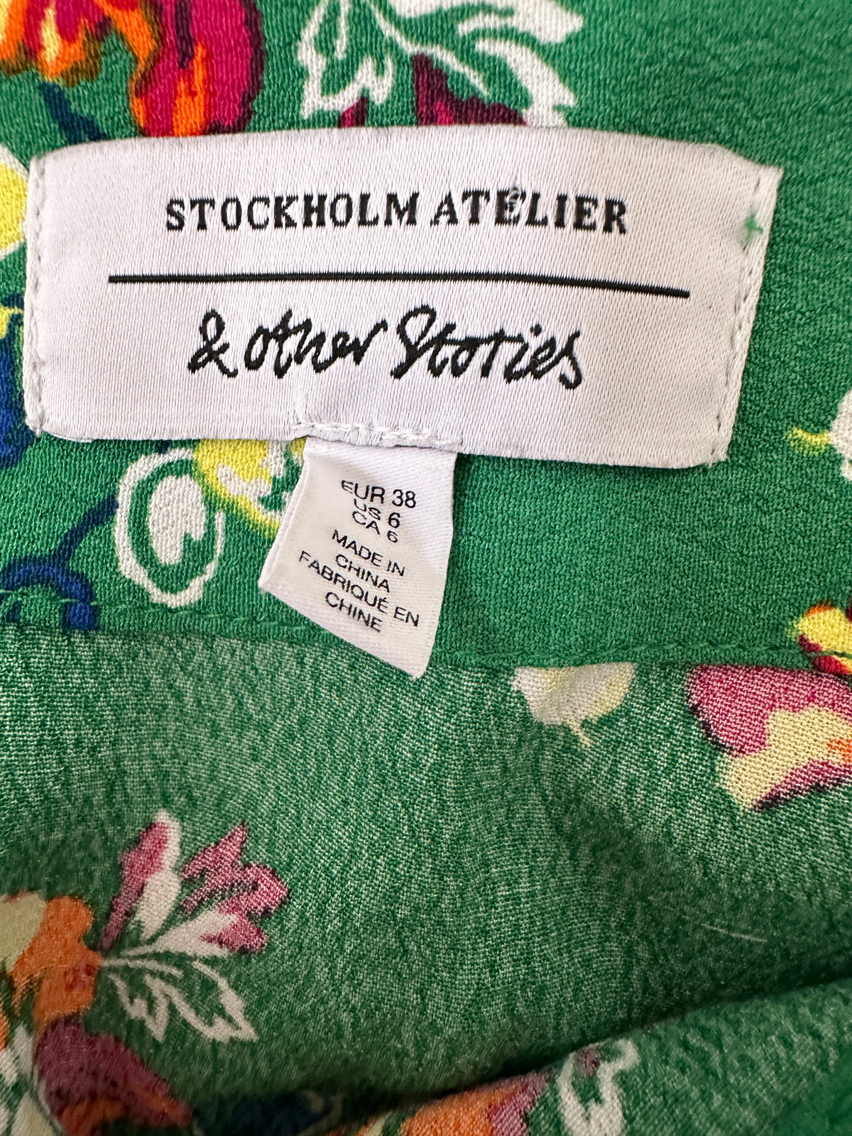& Other Stories rok M