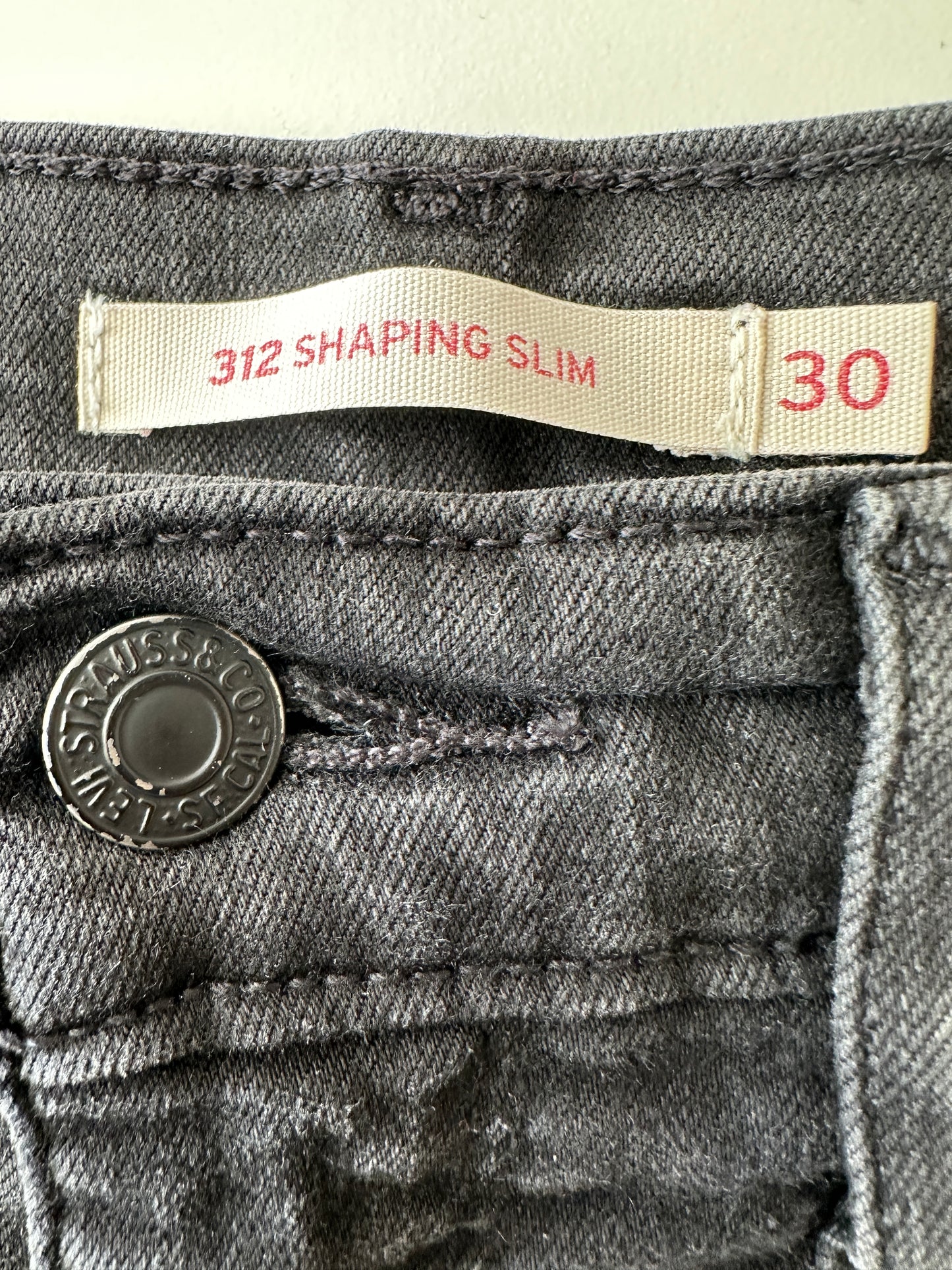 Levi's Jeans Größe 30