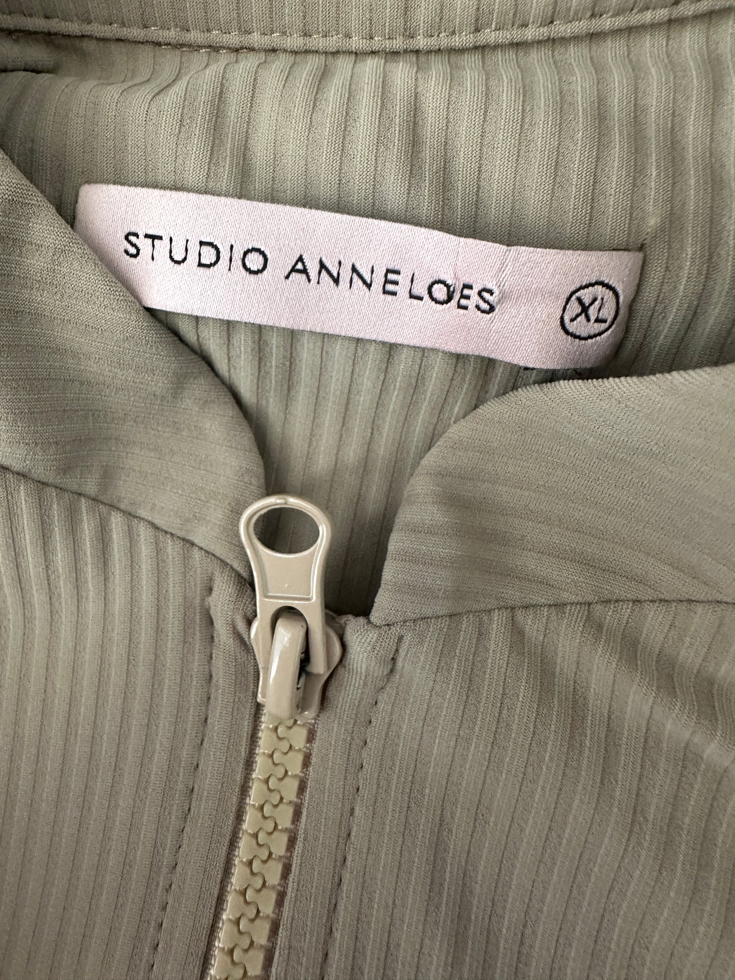 Studio Anneloes Weste XL