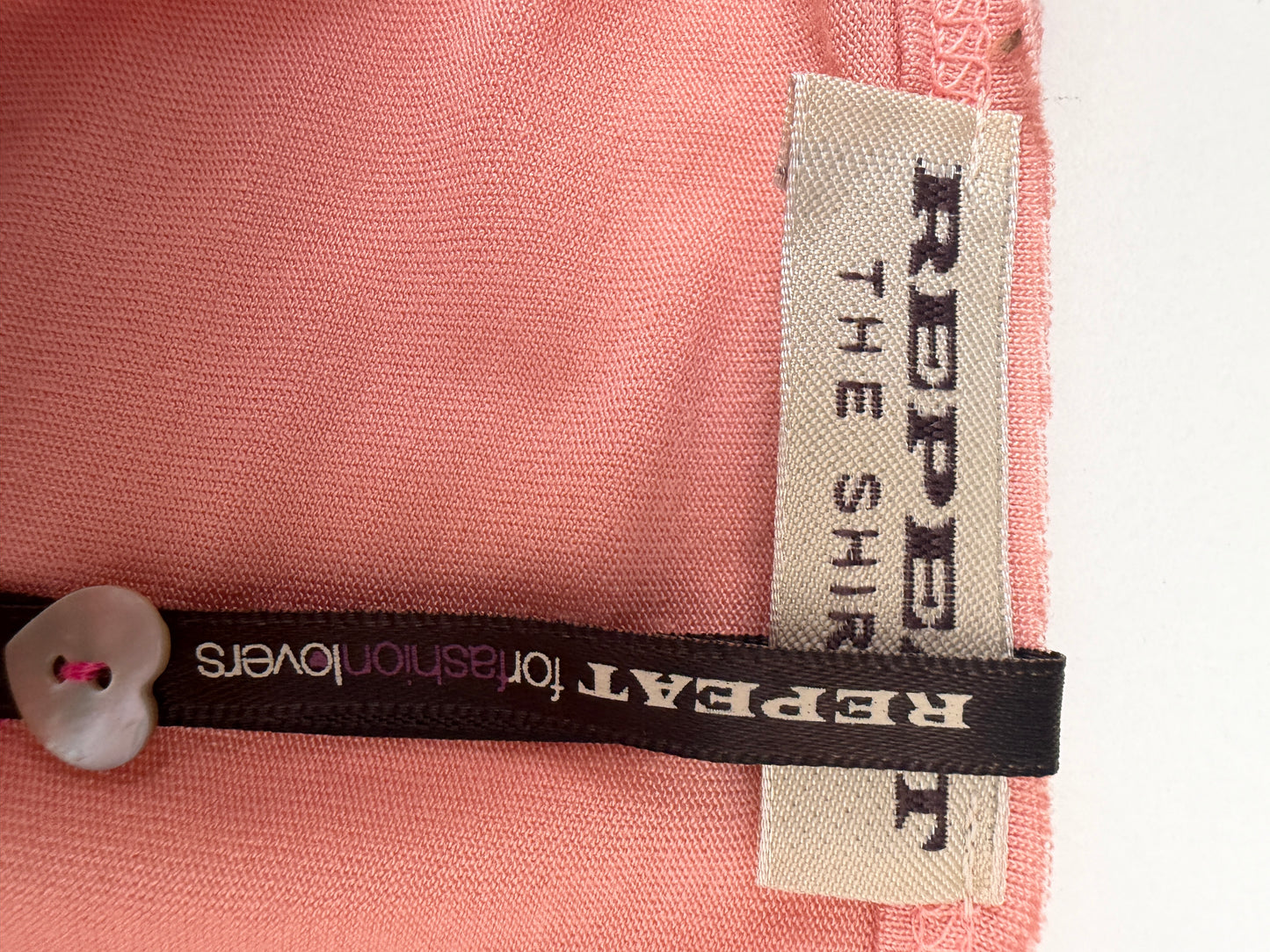 Repeat shirt M