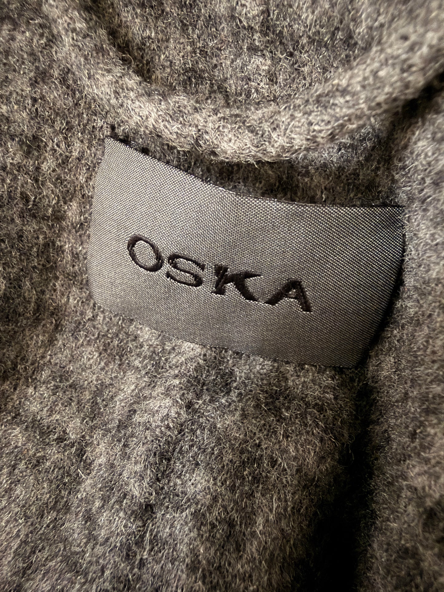 Oska jas M