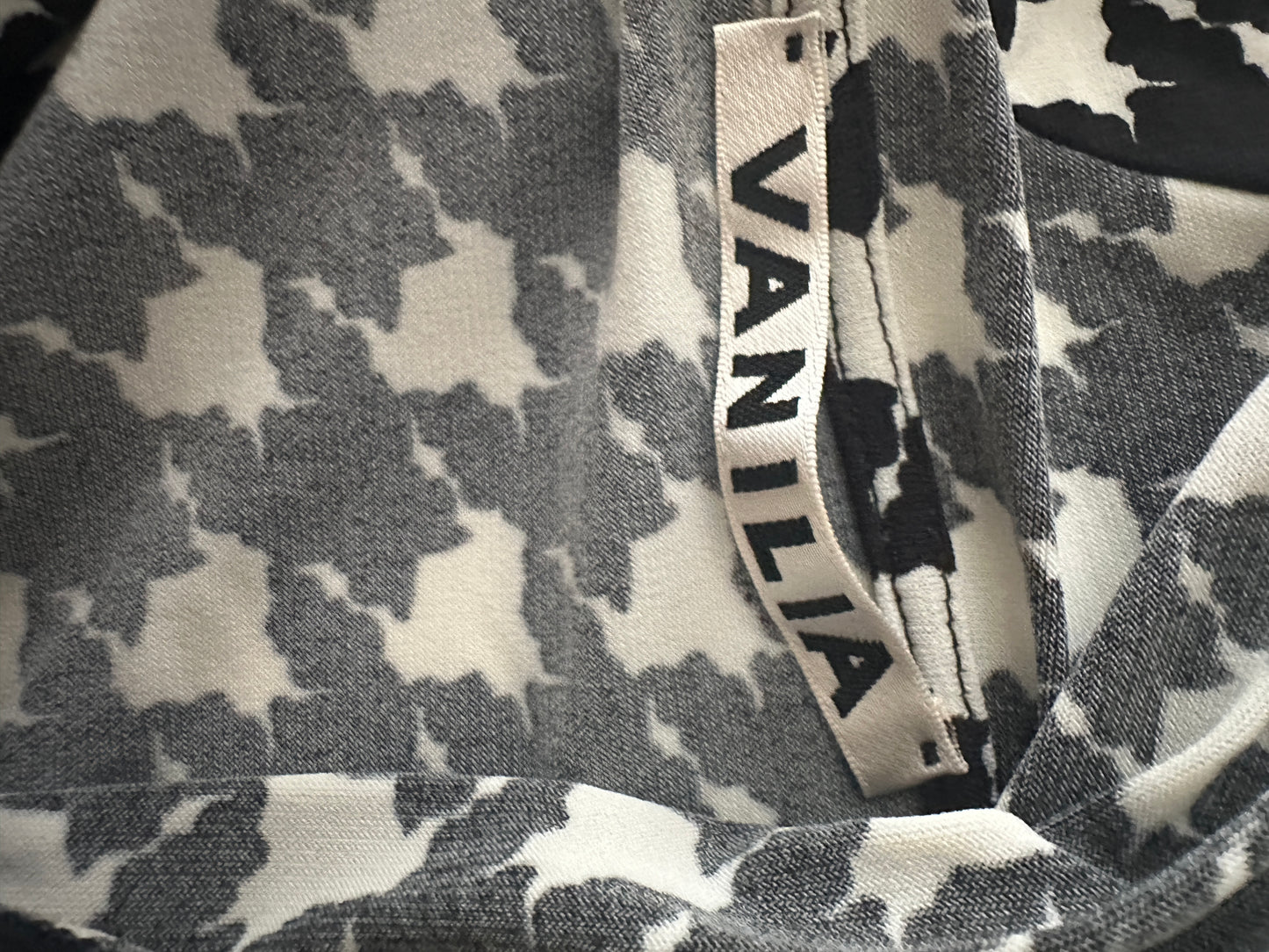 Vanilia Langarmshirt, Größe M