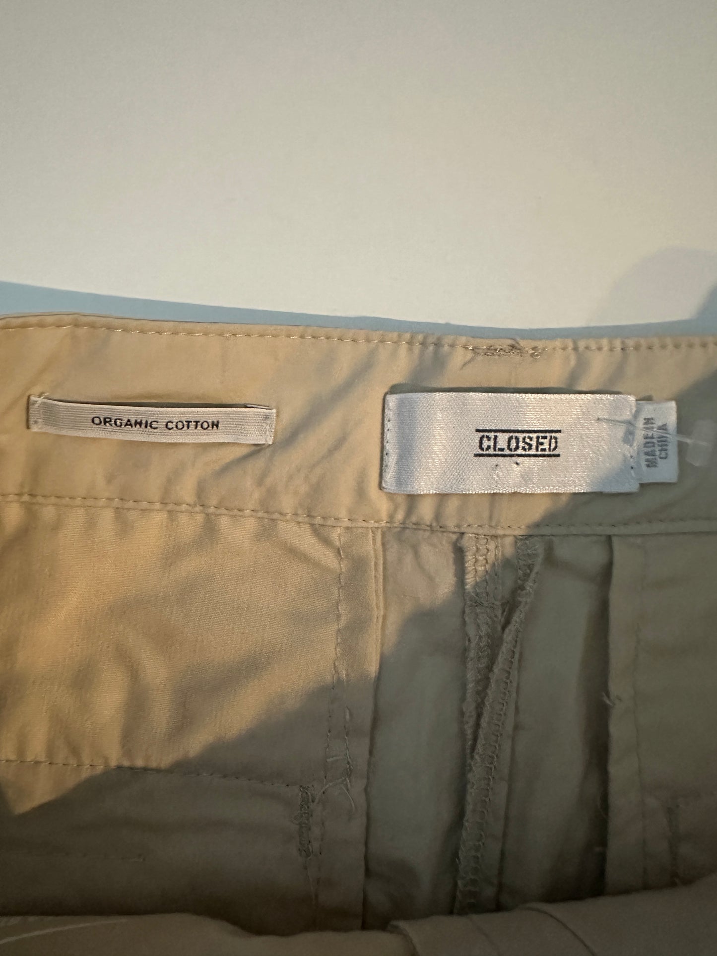 Geschlossene Hose 26