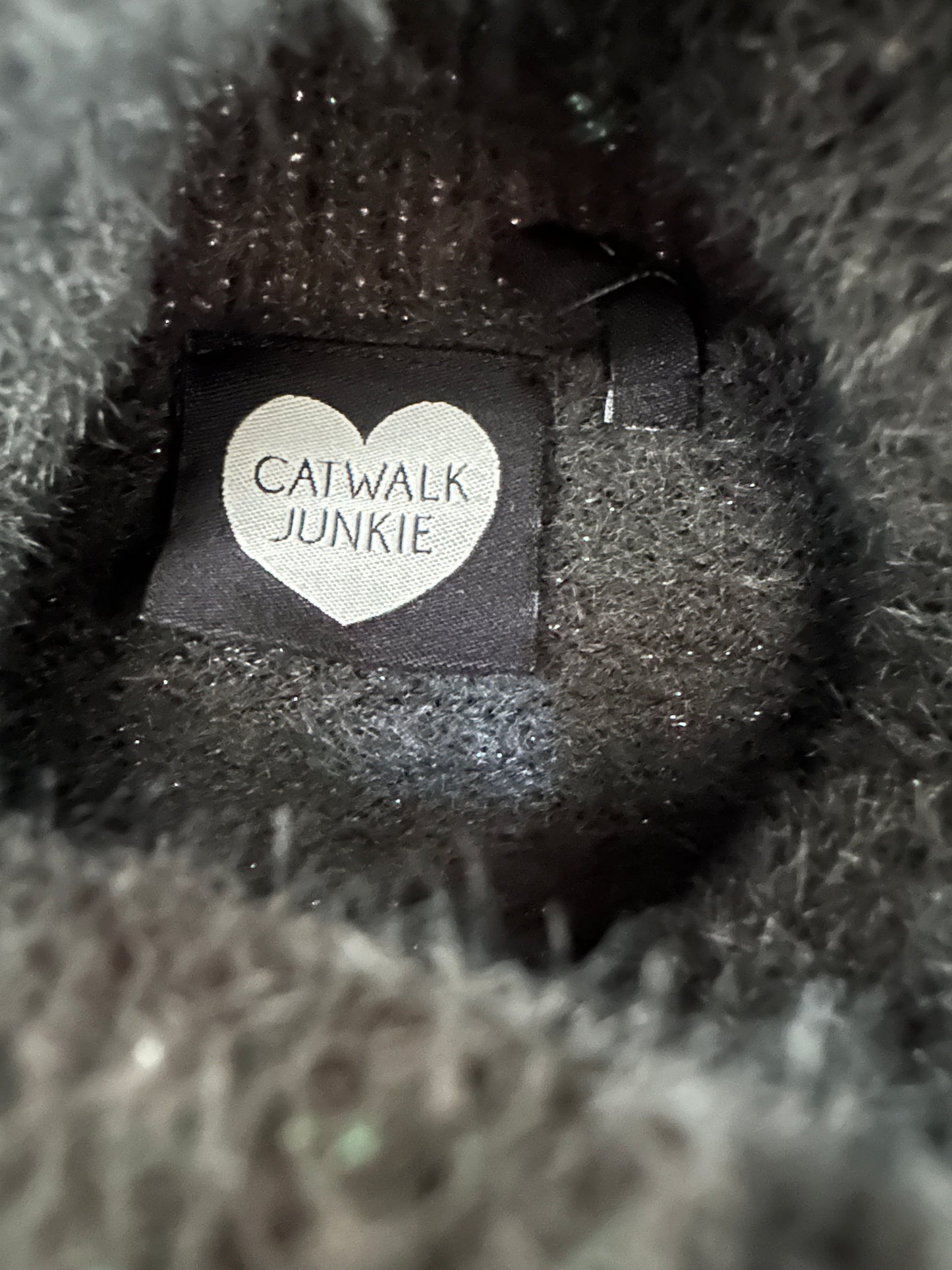 Catwalk Junkie sweater L