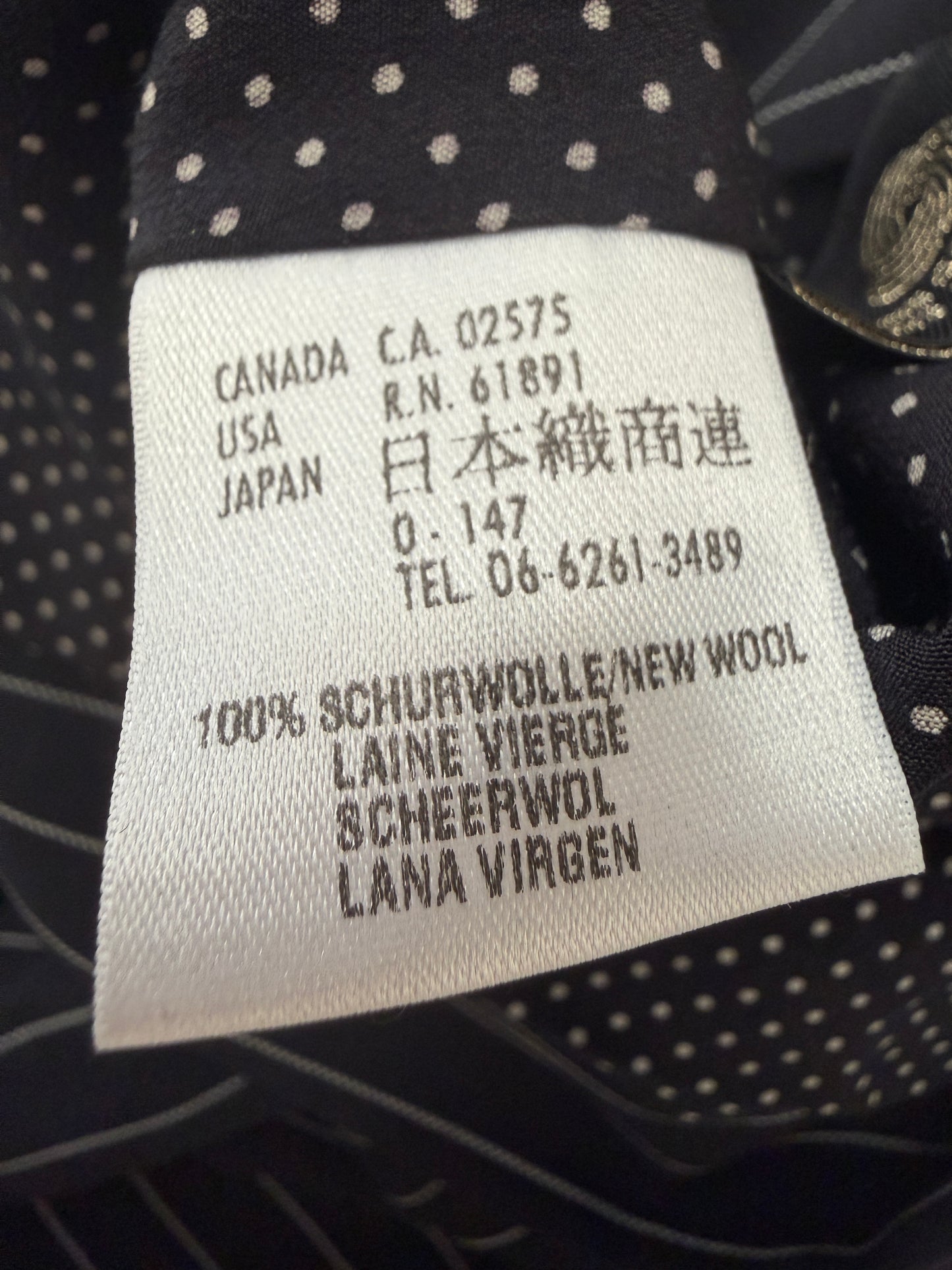 Escada vest XL