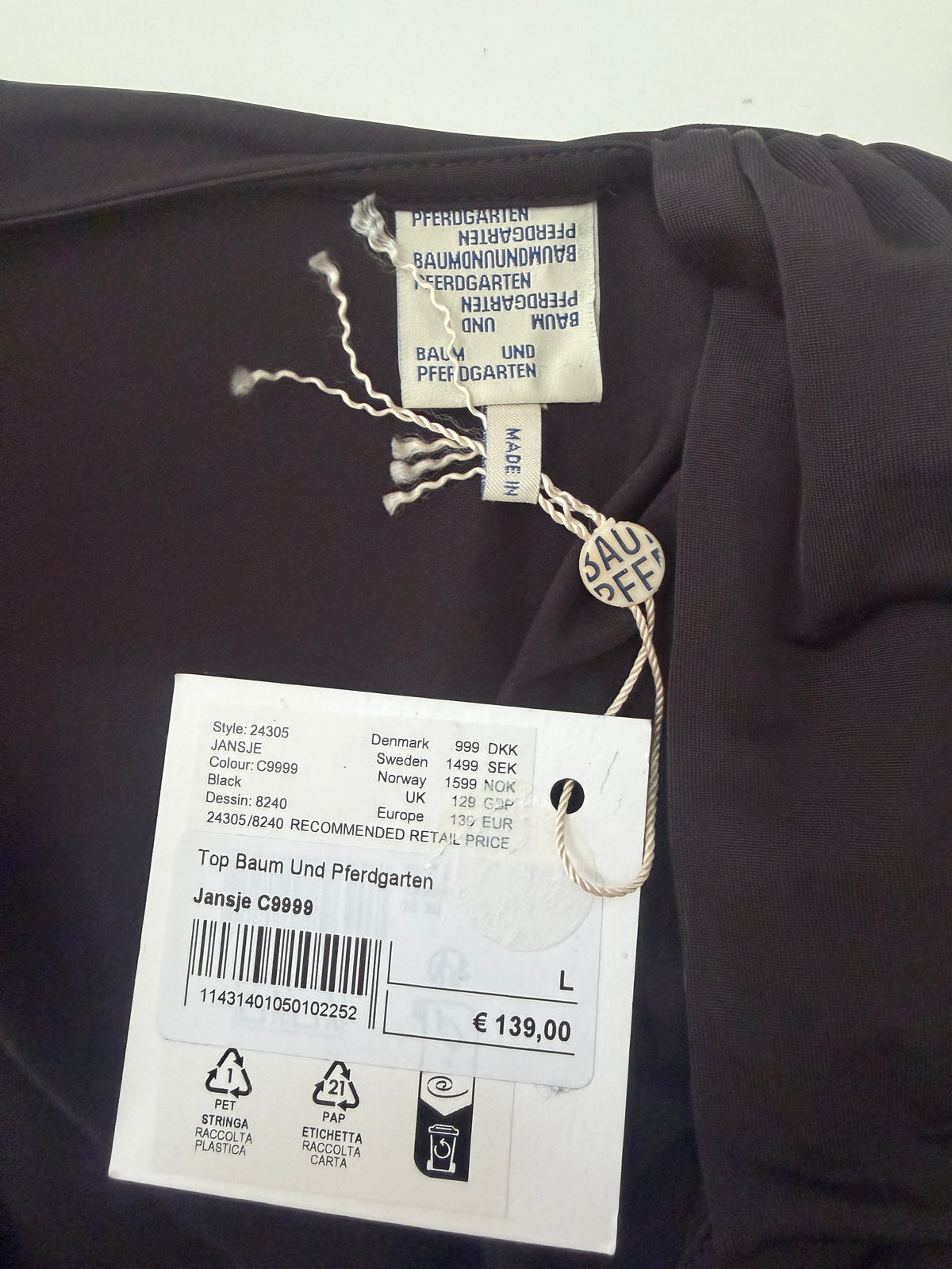 Baum und Pferdgarten shirt L