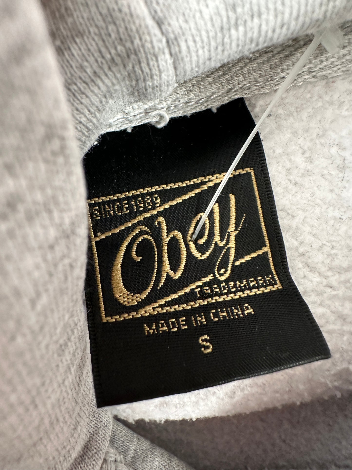 Obey Pullover S