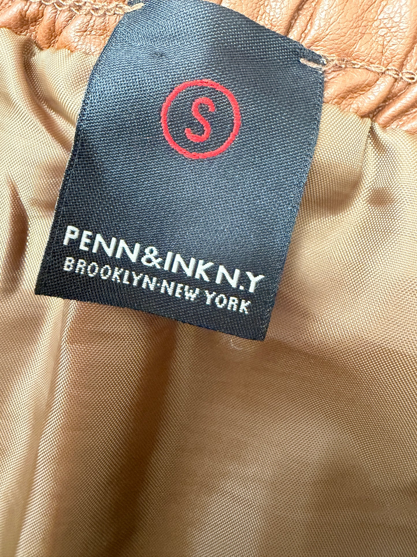 Penn & Ink rok S