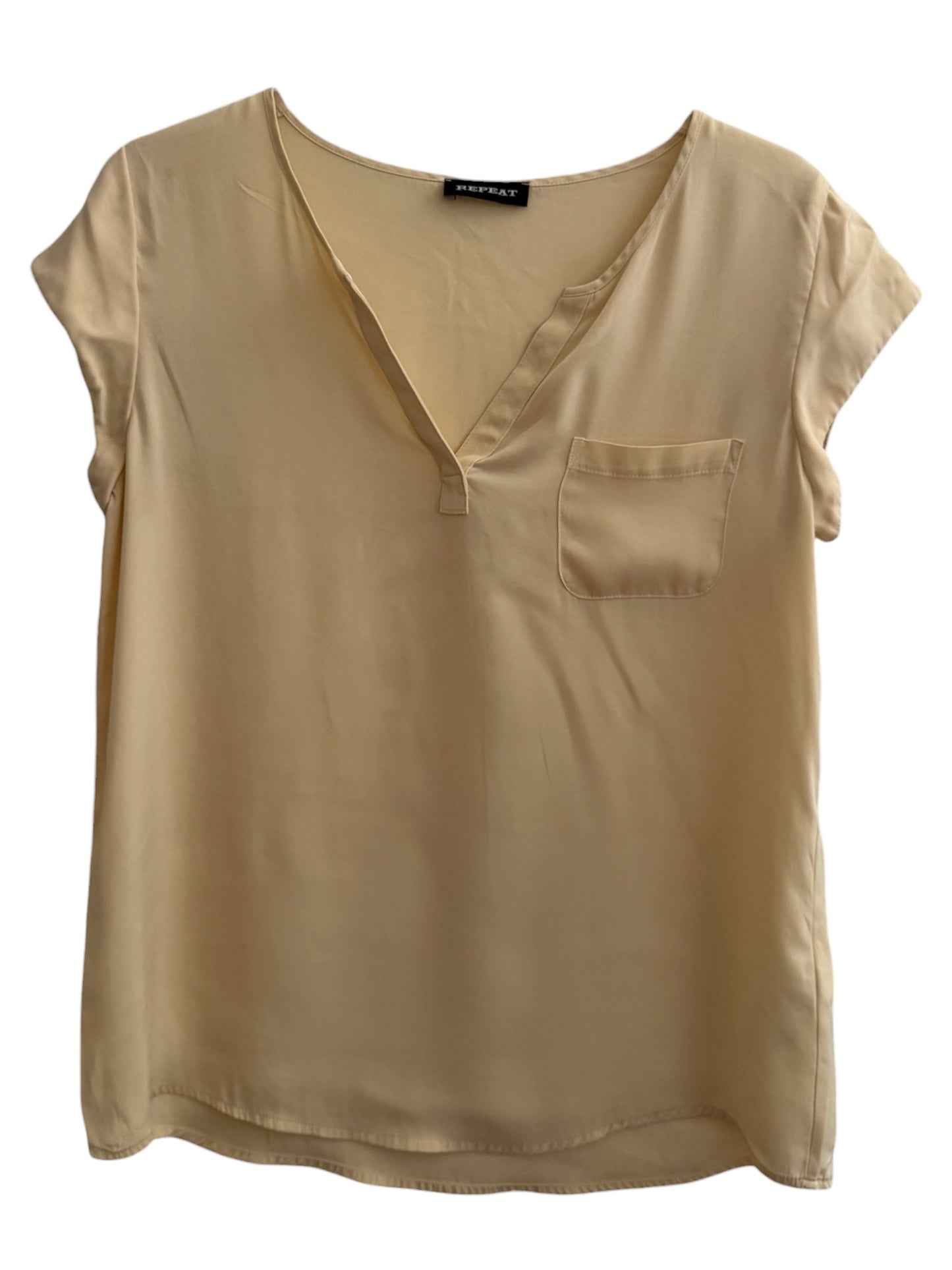 Repeat shirt M