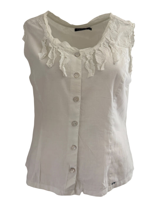 River Woods top M