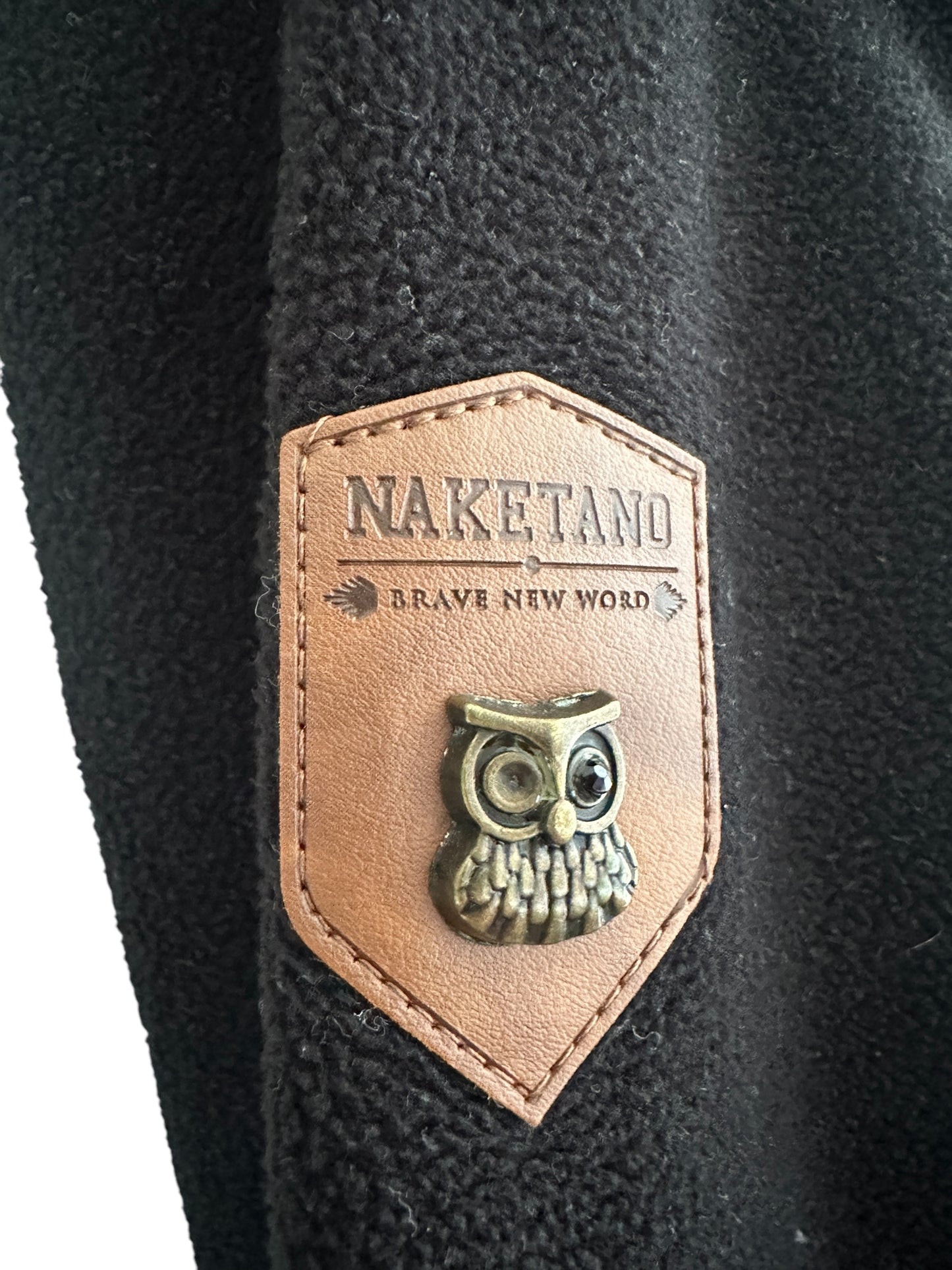Naketano trui M