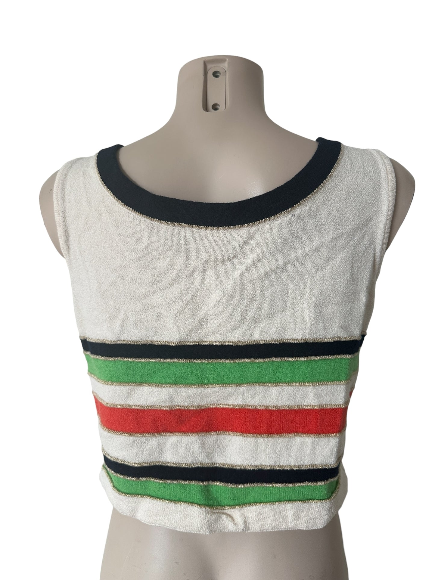 St. John top M