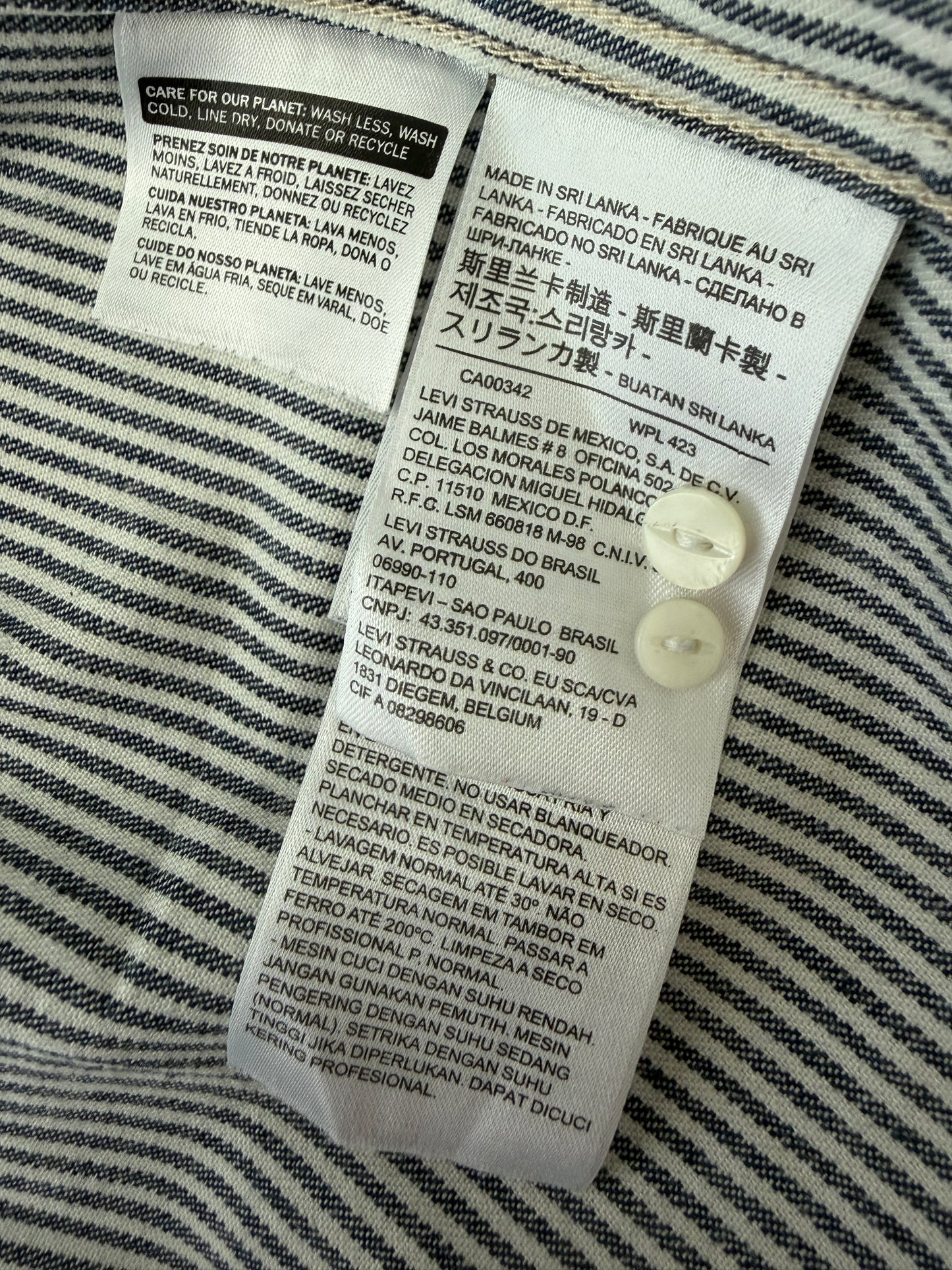 Levi's blouse XS