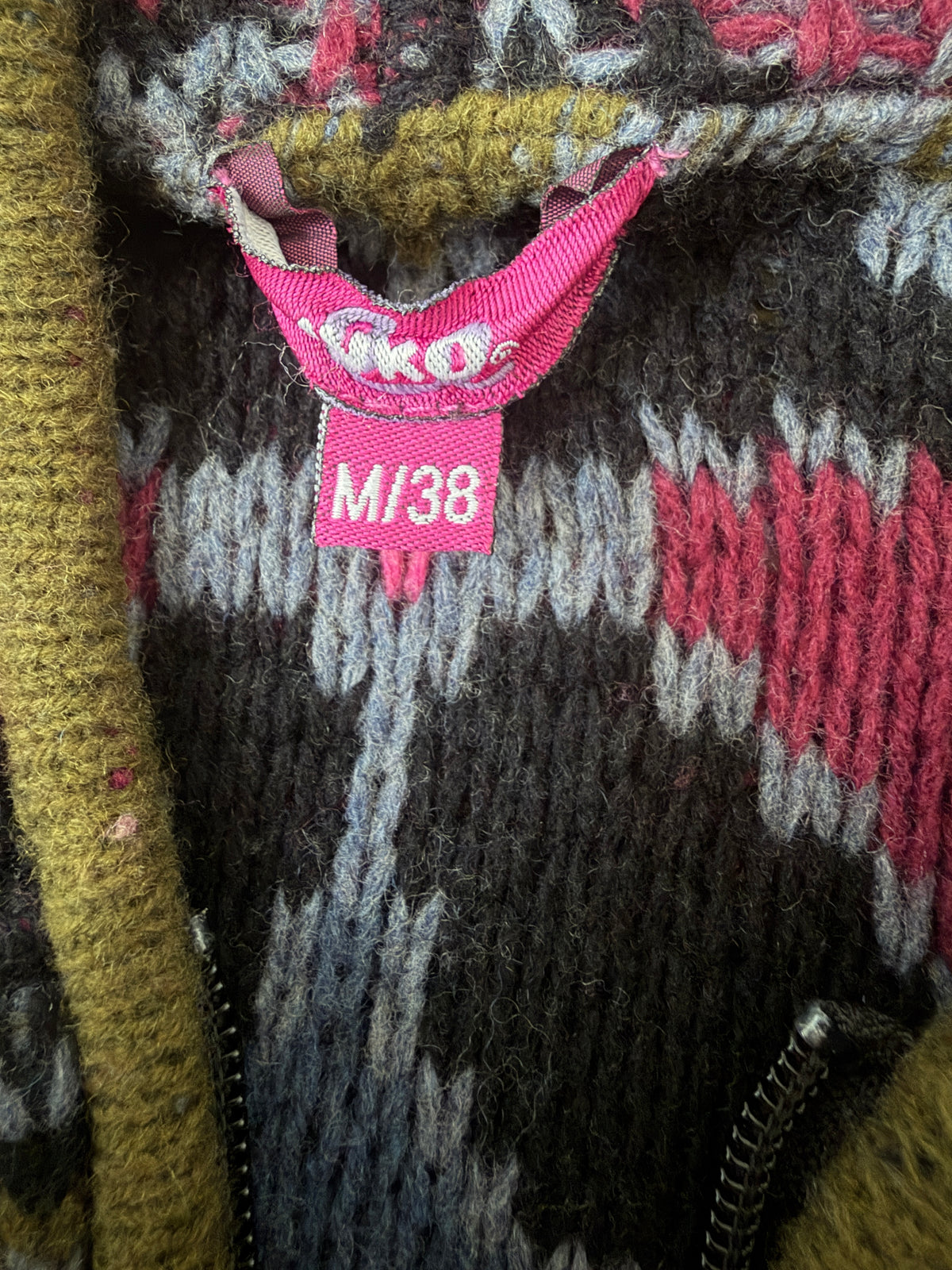 Ivko vest M