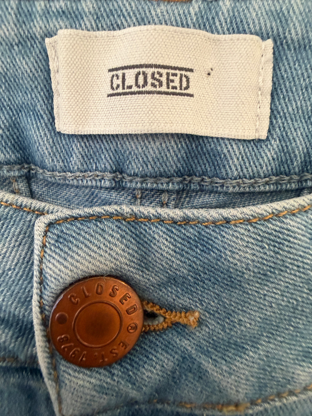 Closed spijkerbroek 28