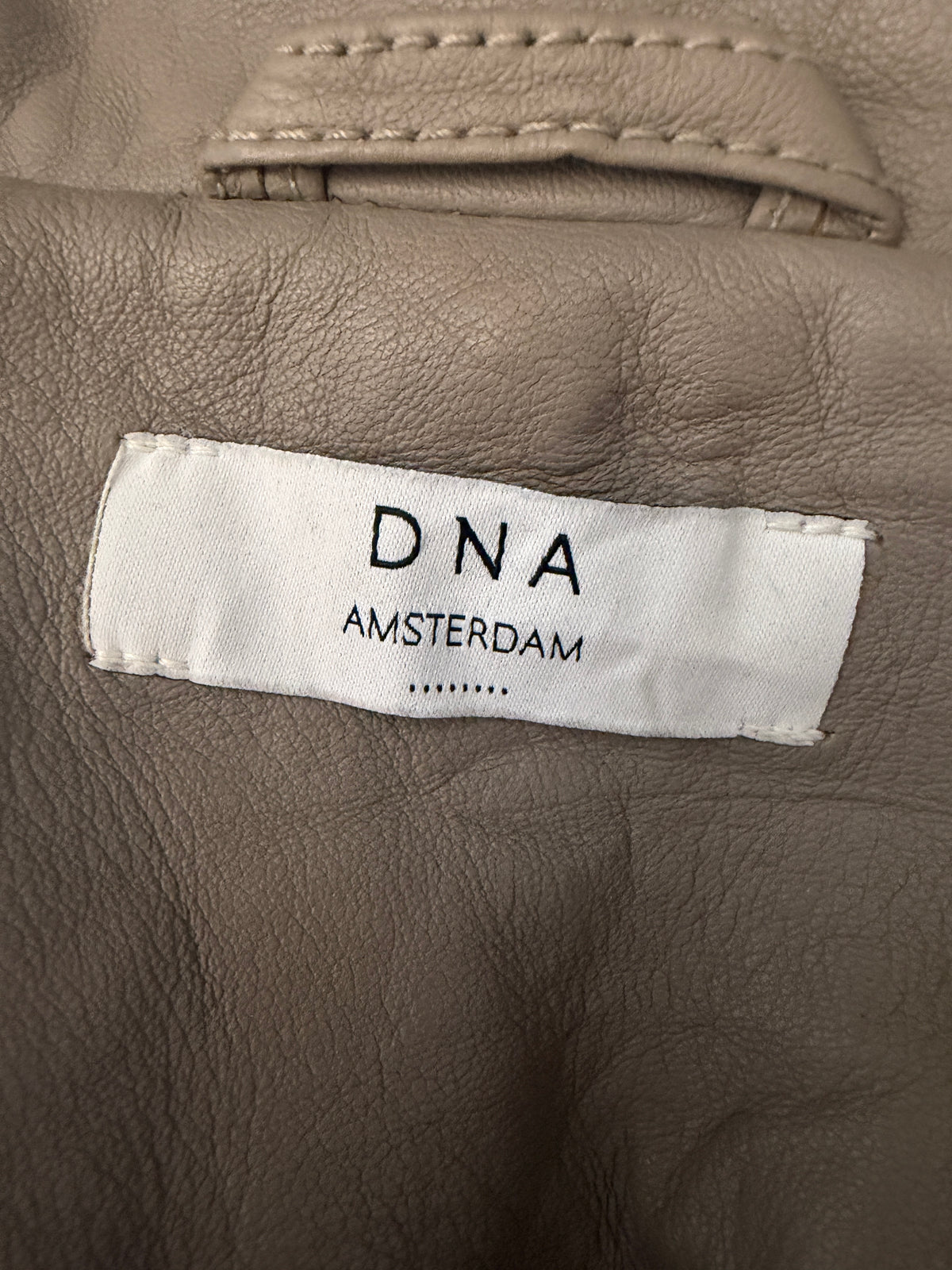 DNA jack L