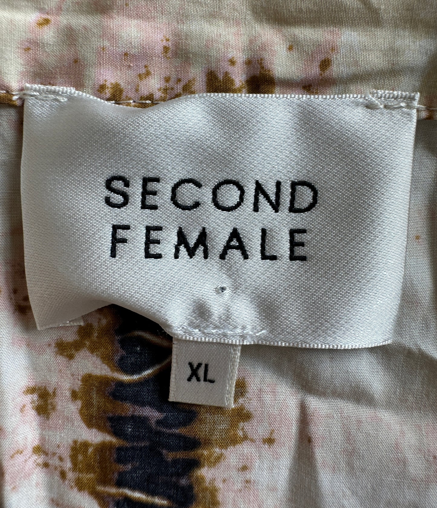 Second Female jurk XL