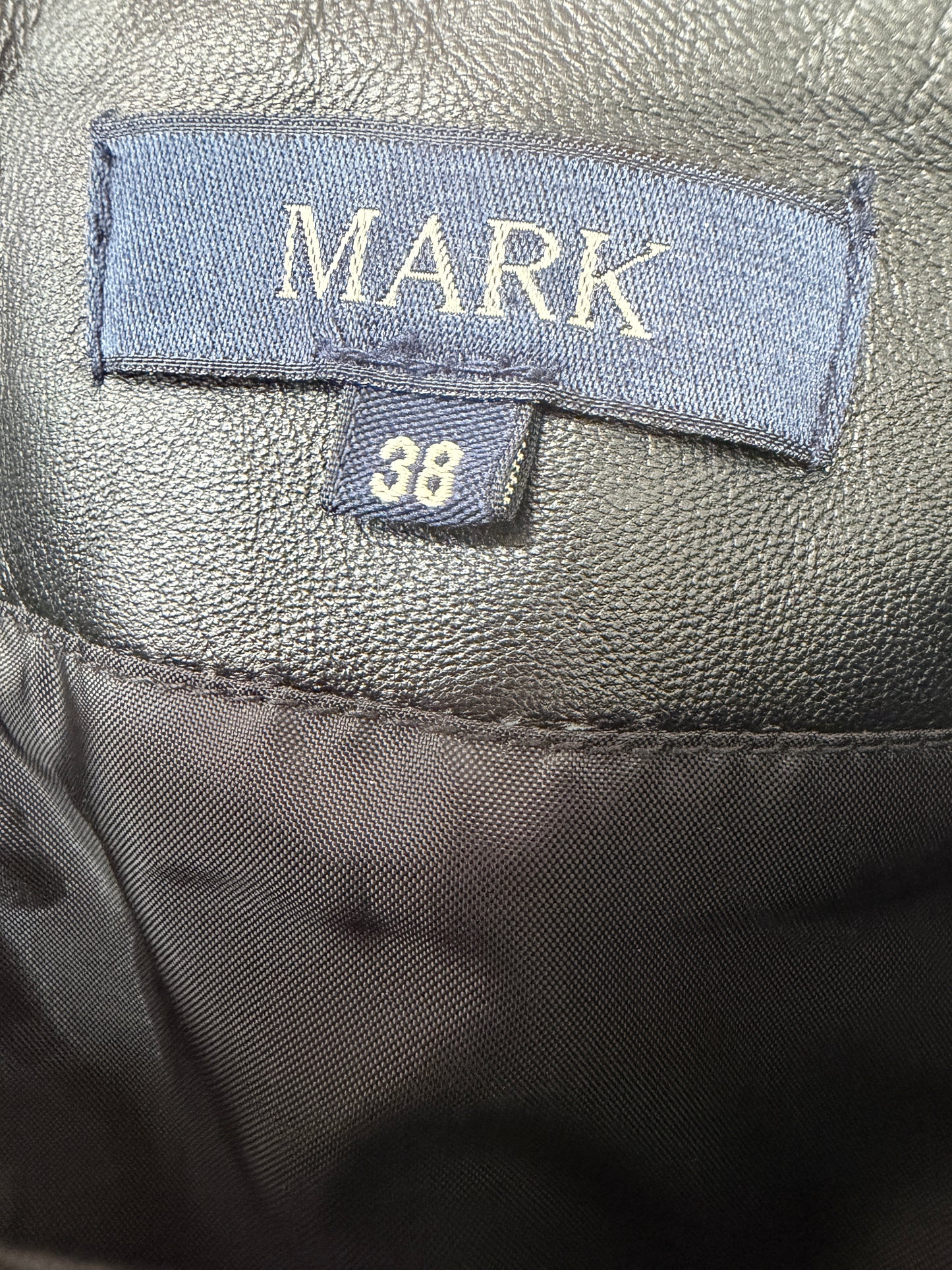 MARK rok M
