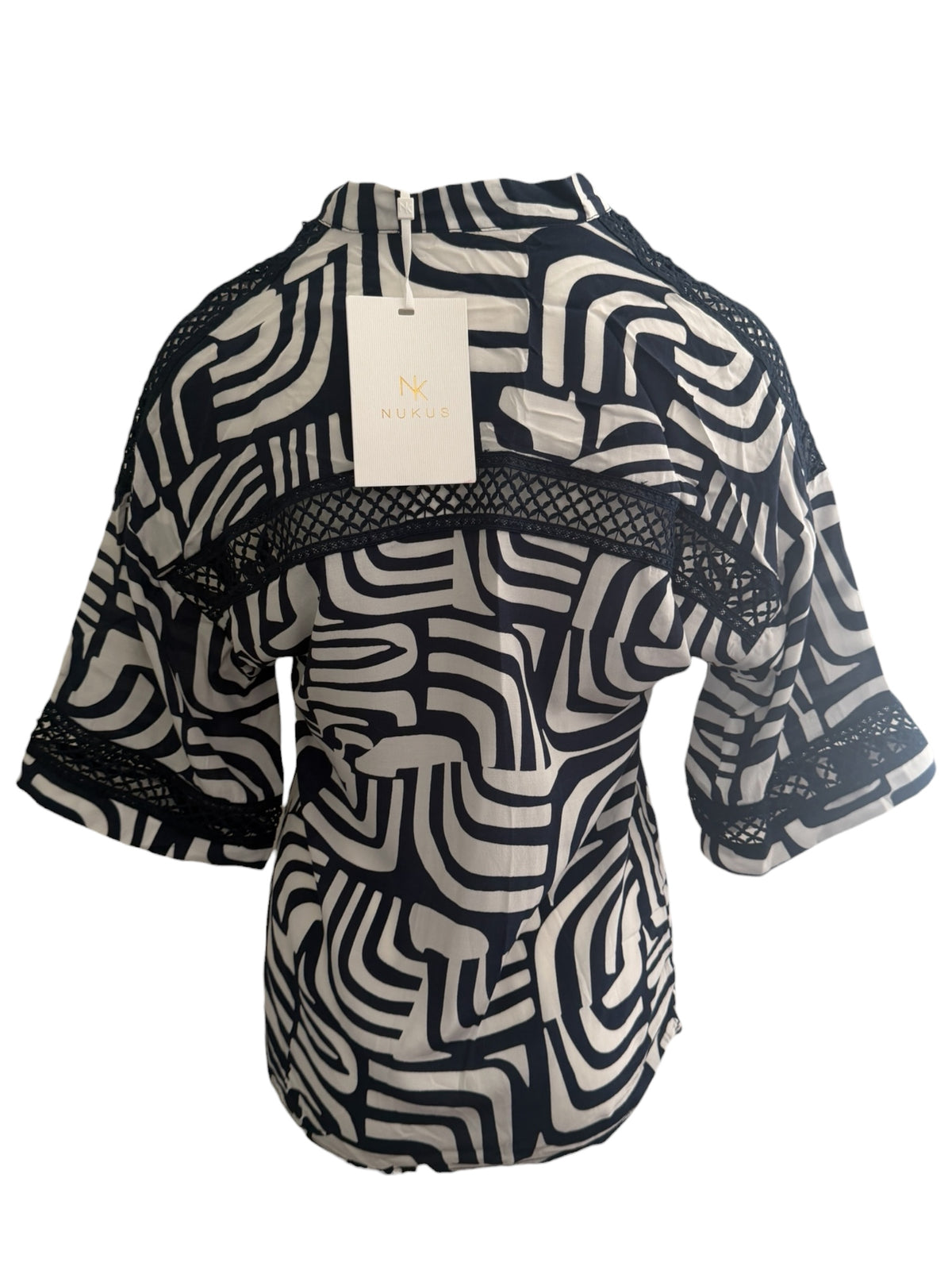 Nukus shirt NEW XS