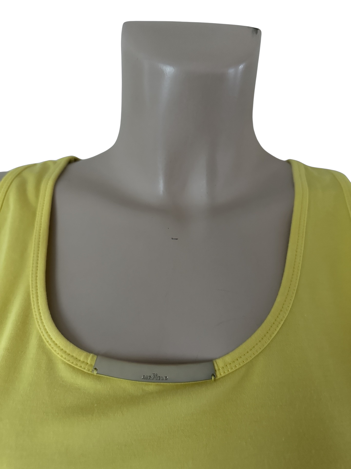 Airfield top M